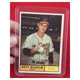 1961 Topps Hoyt Wilhelm Baseball Card