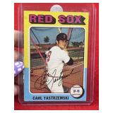 1975 Topps Carl Yastrzemski Baseball Card