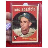 1959 Topps Luis Aparicio Baseball Card