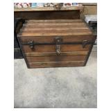ANTIQUE WOODEN TRUNK