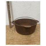 CAST IRON POT