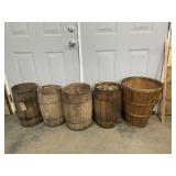 5 WOODEN BARRELLS & WOODEN BASKET