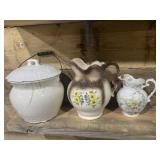 3 PIECES OF GLASSWARE