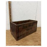 ANTIQUE WOODEN CRATE