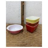 4 PYREX BOWLS