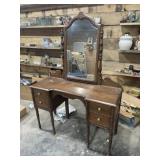 ANTIQUE VERY NICE DRESSER GREAT CONDITION