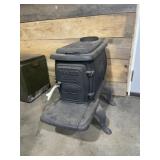 ANTIQUE CAST IRON WOOD STOVE