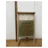 ANTIQUE WASH BOARD