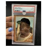 1962 Topps Minnie Minoso Baseball Card