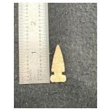 Arrow Point Indian Artifact Arrowhead