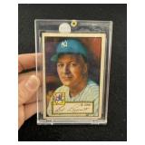 1952 Topps Ed Lopat Baseball Card