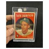 1959 Topps Luis Aparicio Baseball Card