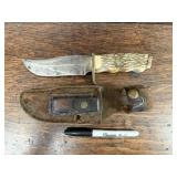 Schrade Hunting Knife USA. W leather scabbard