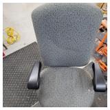 5 WHEEL OFFICE CHAIR