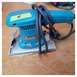 MAKITA FINISHING SANDER -WORKS