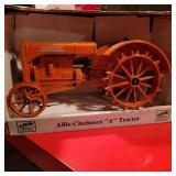 ERTL- 1:16 ALLIS CHALMER 'A' TRACTOR