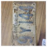ONTARIO LICENSE PLATE  1951