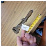 PIPE WRENCH