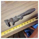 PIPE WRENCH