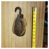 ANTIQUE WOOD PULLEY     - DOUBLE