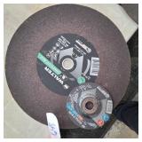 ASSORTED WALTER DISCS