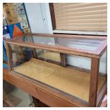 OAK WOOD FRAMED GLASS DISPLAY CASE