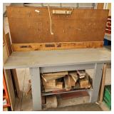 5' LANSING WORK BENCH