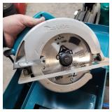 MAKITA 7 1/4' ELECTRIC SAW