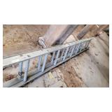 18' ALUMINUM EXTENSION LADDER