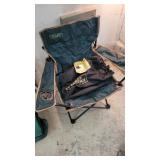 FOLDING CHAIR