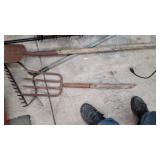 FORK , RAKE , EDGER