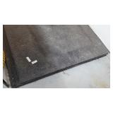 4 RUBBER MATTS 48' X 72'