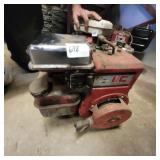 BRIGGS & STRATON GAS MOTOR