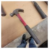 claw hammer