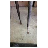 2 dandelion pullers