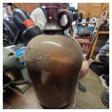 60oz  BROWN JUG