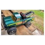 tonka tow truck - green -  metal