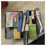 STAPLE GUNS & STAPLES