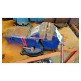 3' BENCH VISE