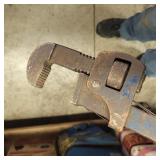 pipe wrench  16'