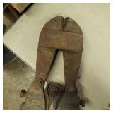 bolt cutters
