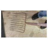 SHAVINGS FORK