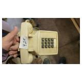 NORTHERN TELECOM PUSH BUTTON PHONE