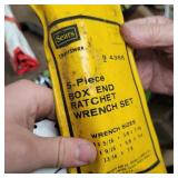 5 PIECE RATCHET SET