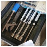 NUT DRIVERS & SCREW DRIVERS LOT