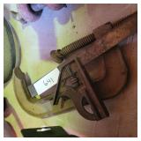 SMALL SQUARE & CLAMP