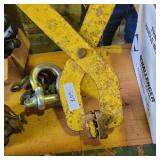 SKID CLAMP