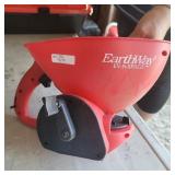 EARTHWAY GRASS SEED SPREADER