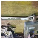 IRON BULL 450MM ADJUSTABLE WRENCH