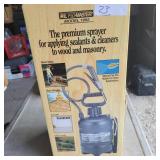 2 GALLON HOUSE SPRAYER (NEW)